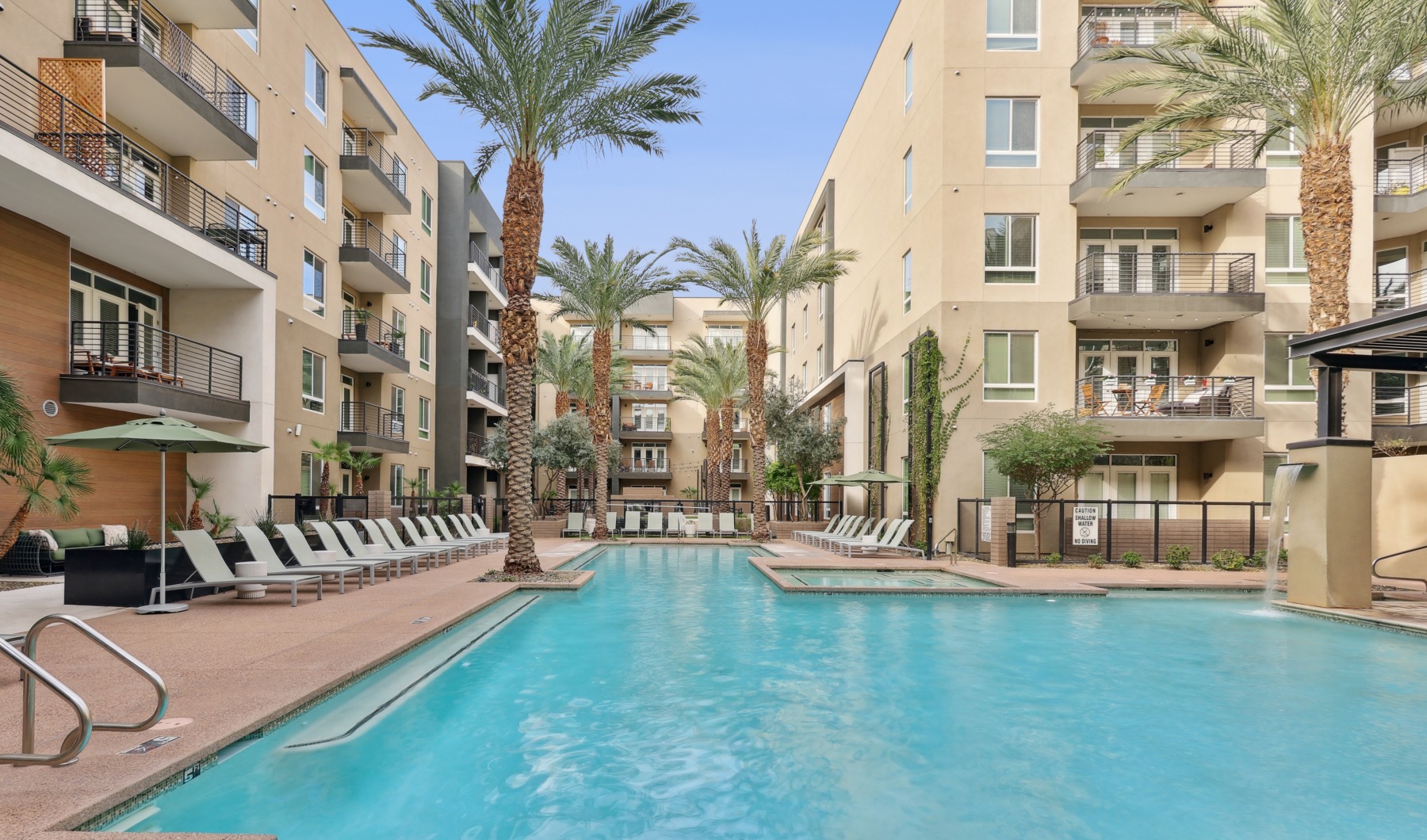 Carter Luxury Apartments